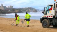 Nettoyage de la Grande Plage à Biarritz